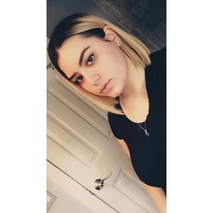 Meet your Posher, Brianna